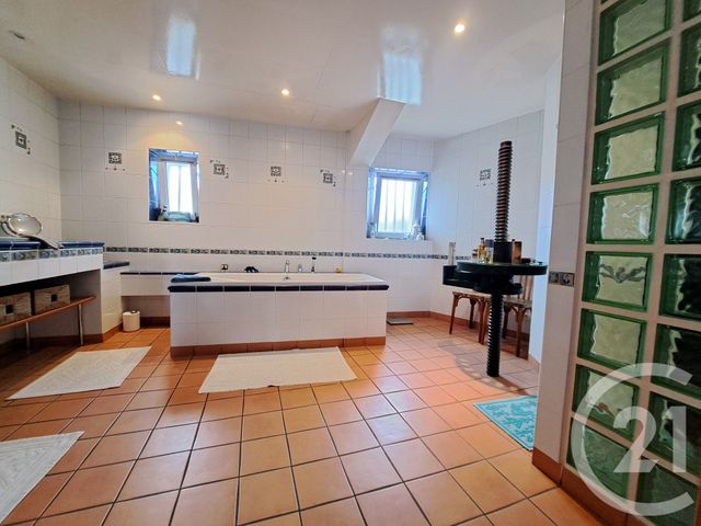 maison à vendre - 10 pièces - 233.0 m2 - ST SEBASTIEN SUR LOIRE - 44 - PAYS-DE-LOIRE - Century 21 Harmony