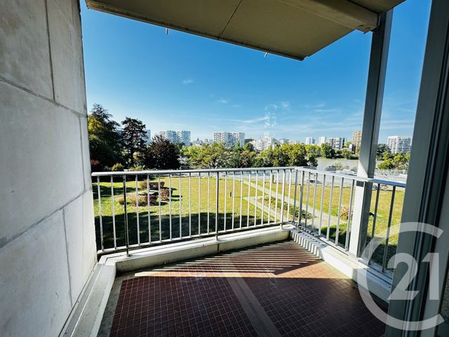 Appartement F3 à vendre - 3 pièces - 73.69 m2 - ST SEBASTIEN SUR LOIRE - 44 - PAYS-DE-LOIRE - Century 21 Harmony