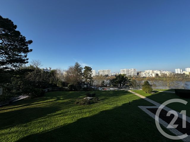 Appartement F3 à vendre - 3 pièces - 73.69 m2 - ST SEBASTIEN SUR LOIRE - 44 - PAYS-DE-LOIRE - Century 21 Harmony