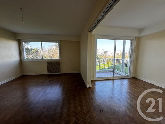 Appartement F3 à vendre - 3 pièces - 73.69 m2 - ST SEBASTIEN SUR LOIRE - 44 - PAYS-DE-LOIRE - Century 21 Harmony
