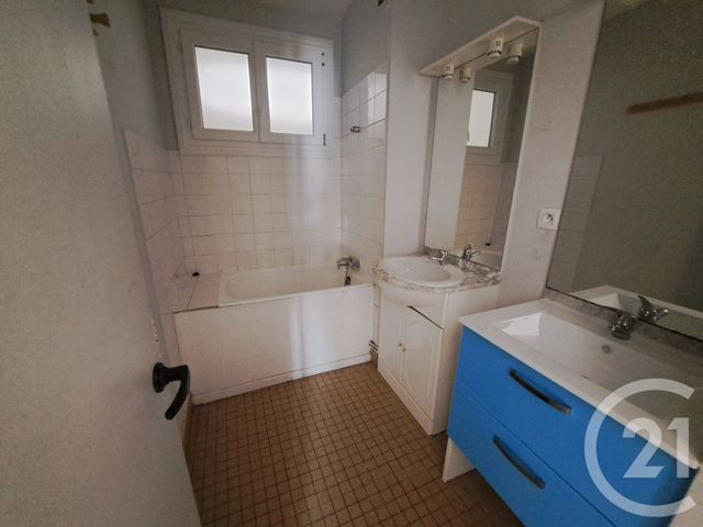 Appartement F4 à vendre - 4 pièces - 72.0 m2 - NANTES - 44 - PAYS-DE-LOIRE - Century 21 Harmony