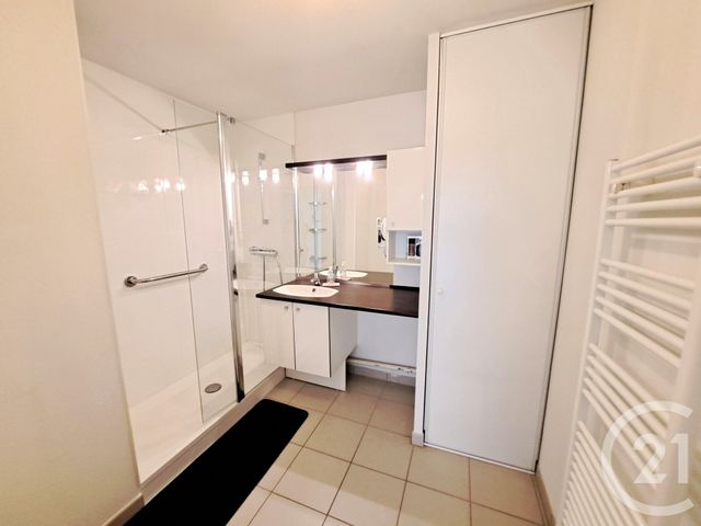 Appartement F3 à vendre - 3 pièces - 66.5 m2 - ST SEBASTIEN SUR LOIRE - 44 - PAYS-DE-LOIRE - Century 21 Harmony