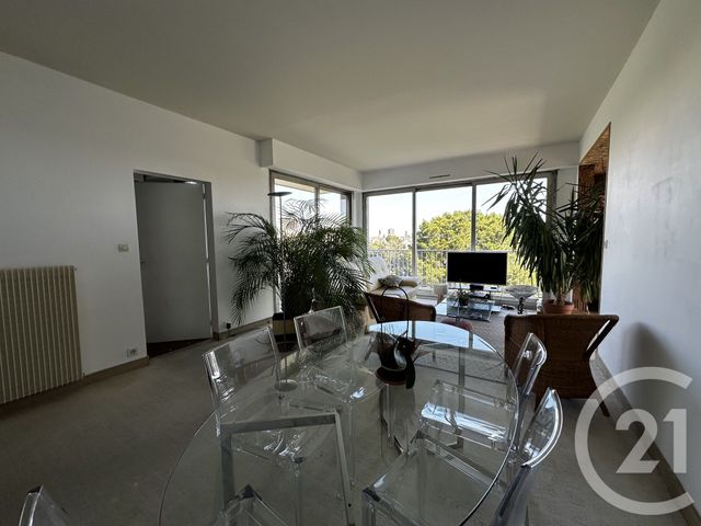 Appartement F5 à vendre - 5 pièces - 118.98 m2 - ST SEBASTIEN SUR LOIRE - 44 - PAYS-DE-LOIRE - Century 21 Harmony