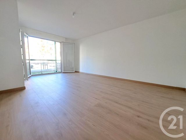 Appartement F2 à vendre - 2 pièces - 52.8 m2 - ST SEBASTIEN SUR LOIRE - 44 - PAYS-DE-LOIRE - Century 21 Harmony