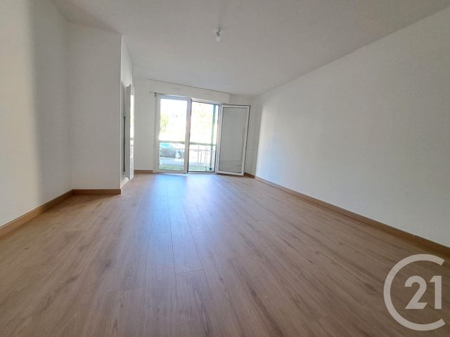 Appartement F2 à vendre - 2 pièces - 52.8 m2 - ST SEBASTIEN SUR LOIRE - 44 - PAYS-DE-LOIRE - Century 21 Harmony